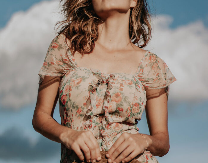 photo-of-woman-in-floral-dress-holding-a-sun-hat-and-posing-3034889 photo-of-woman-in-floral-dress-holding-a-sun-hat-and-posing-3034889